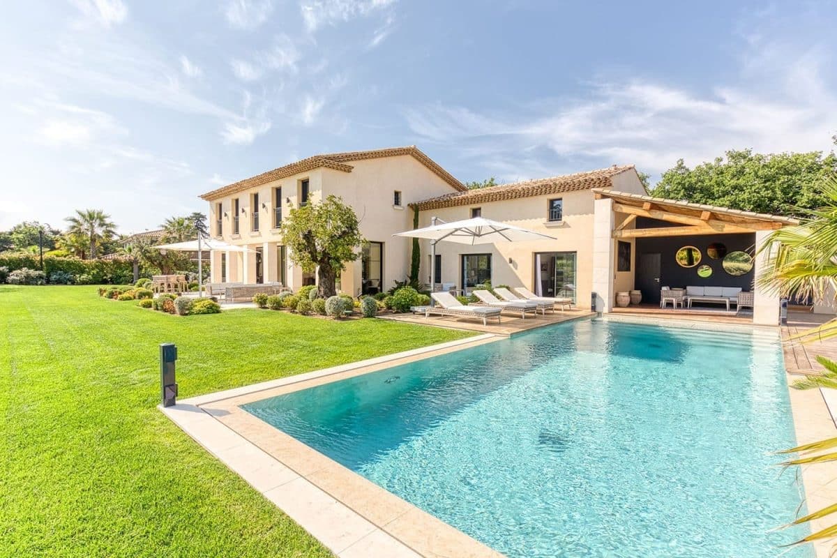 Comment trouver la location idéale à Saint-Tropez ?